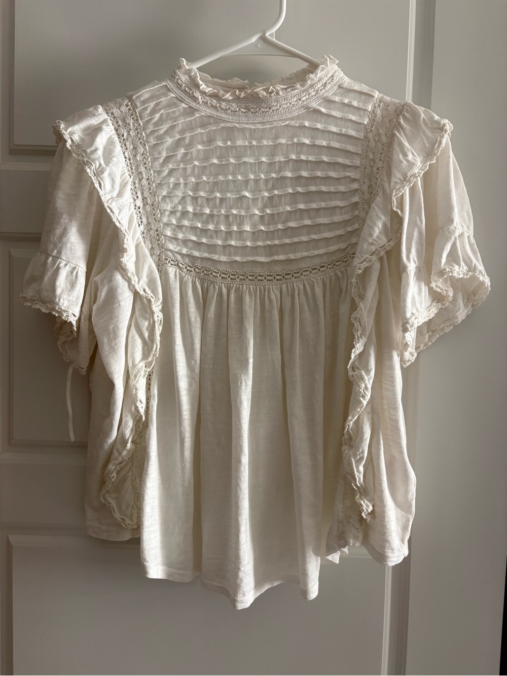 Free People White Boho Lace & Ruffle Peasant Top size S